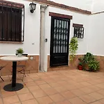 Apartment Al-mansur