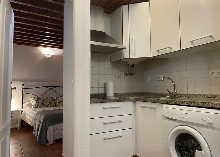 Al-mansur Apartment *